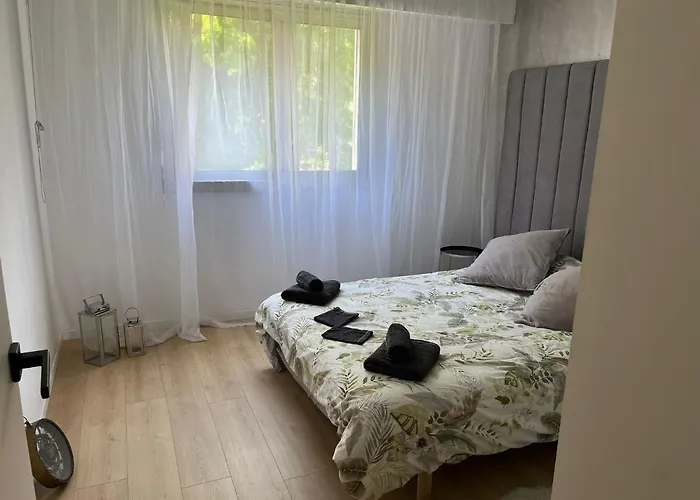 Luxury Appartment - 10Mn Walk From Beach